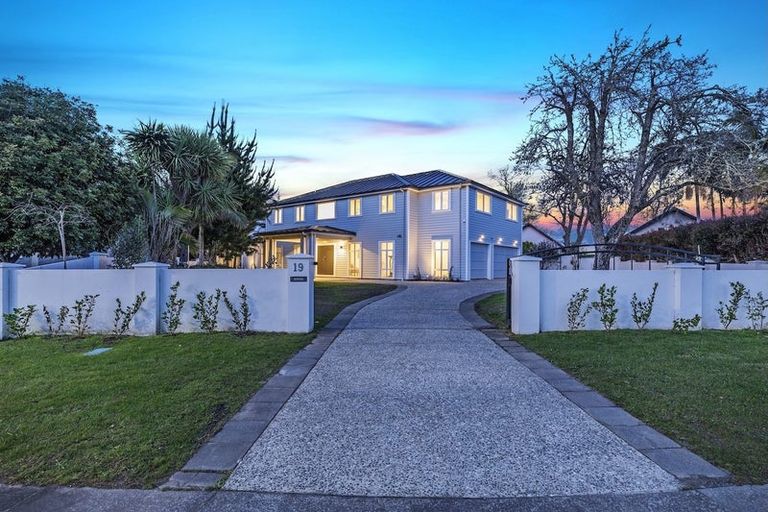 Photo of property in 19 Oak Manor Drive, Albany, Auckland, 0632
