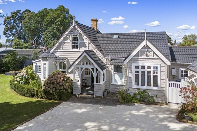 Photo of property in 128 Gray Avenue, Papatoetoe, Auckland, 2024