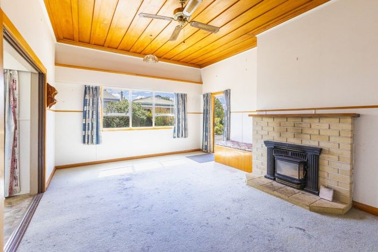 Photo of property in 34 Hatuma Road, Waipukurau, 4200