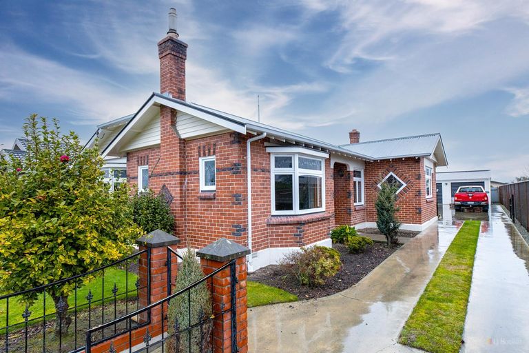 Photo of property in 208 Otipua Road, West End, Timaru, 7910