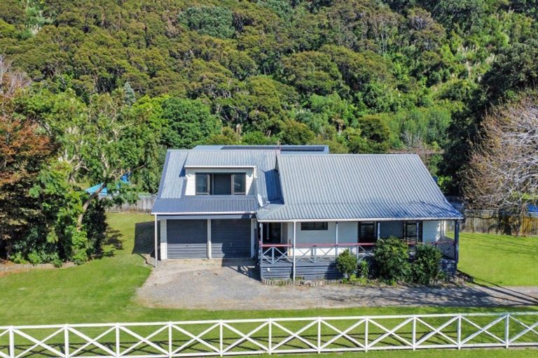 Photo of property in 1 Pioneer Place, Matata, Whakatane, 3194