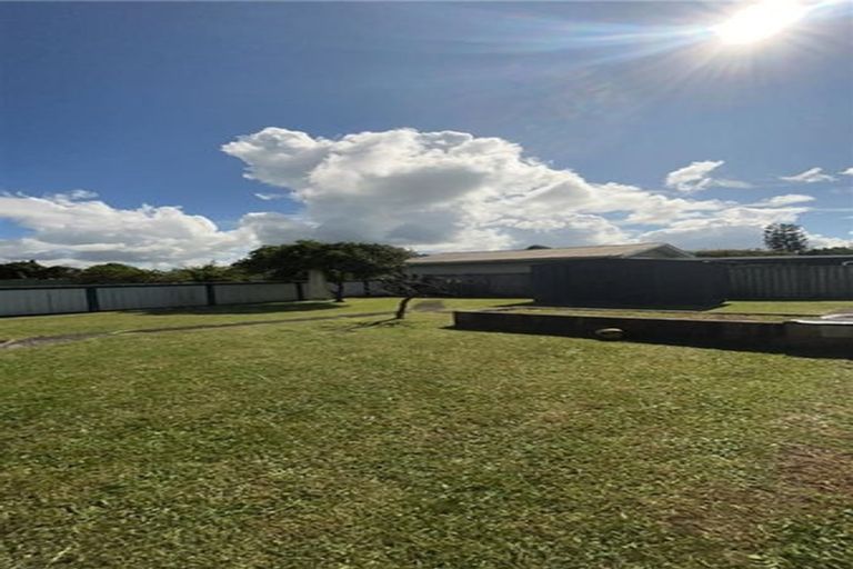 Photo of property in 641 Te Atatu Road, Te Atatu Peninsula, Auckland, 0610