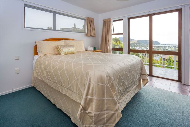 Photo of property in 8 Pine Grove, Tairua, 3508