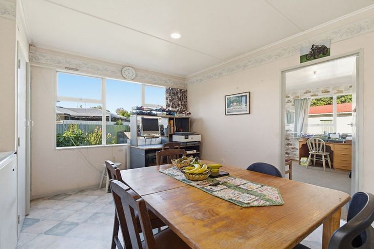 Photo of property in 36 Gloucester Street, Takaro, Palmerston North, 4412