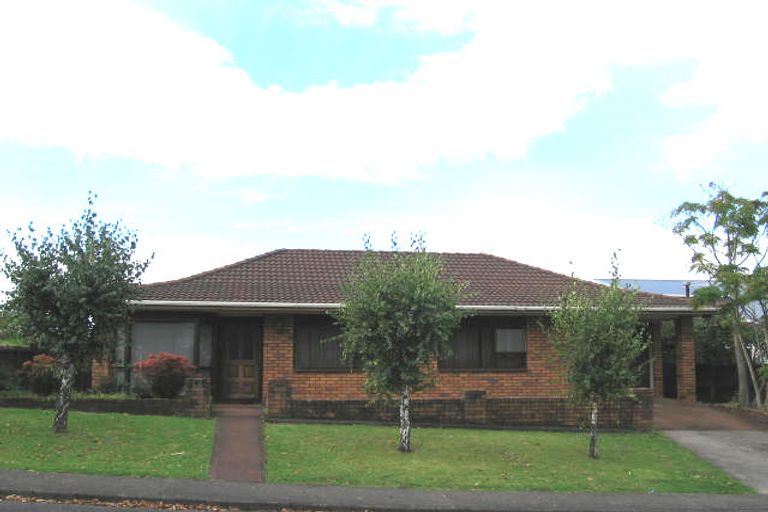 Photo of property in 2a Harmel Road, Glendene, Auckland, 0602