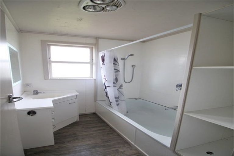 Photo of property in 19 Lilac Street, Melville, Hamilton, 3206