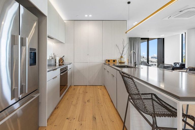 Photo of property in 303/359 Cameron Road, Tauranga, 3110