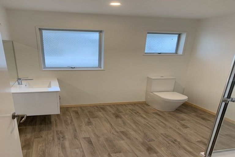 Photo of property in 1/483 Wairakei Road, Burnside, Christchurch, 8053