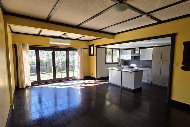 Photo of property in 27 Mill Road, Lower Vogeltown, New Plymouth, 4310