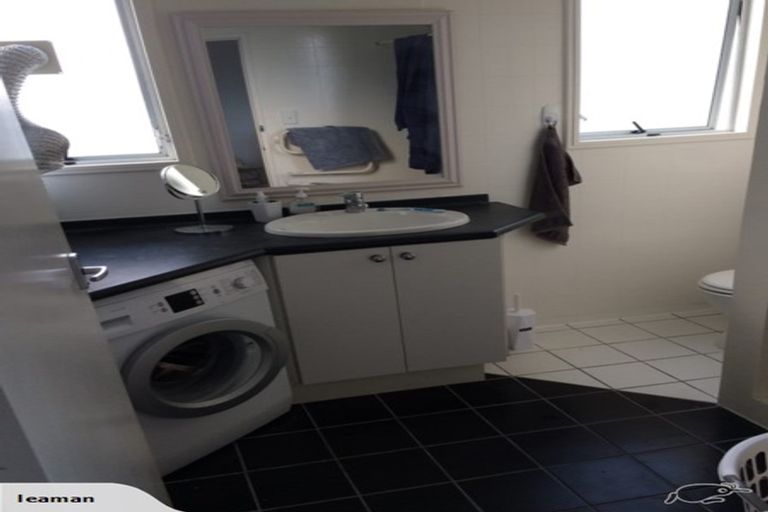 Photo of property in 11/4u Derby Street, Mount Victoria, Wellington, 6011