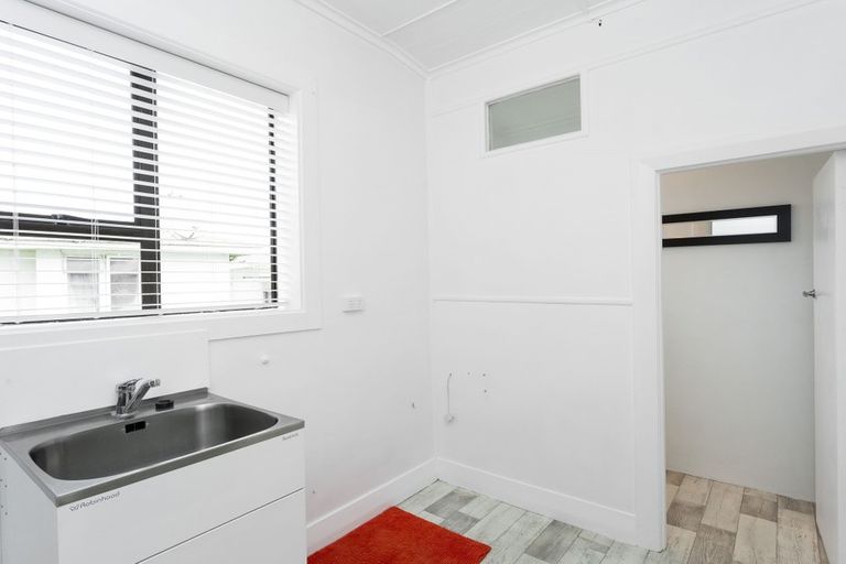 Photo of property in 220 Gordon Road, Mosgiel, 9024