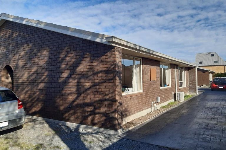 Photo of property in 91 Mandeville Street, Riccarton, Christchurch, 8011