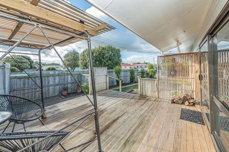 Photo of property in 29 Laird Street, Castlecliff, Whanganui, 4501