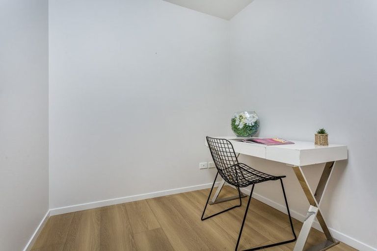 Photo of property in 35 Pinecrest Drive, Gulf Harbour, Whangaparaoa, 0930