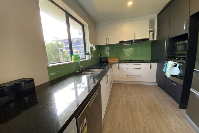 Photo of property in 146a Mcleod Road, Te Atatu South, Auckland, 0610