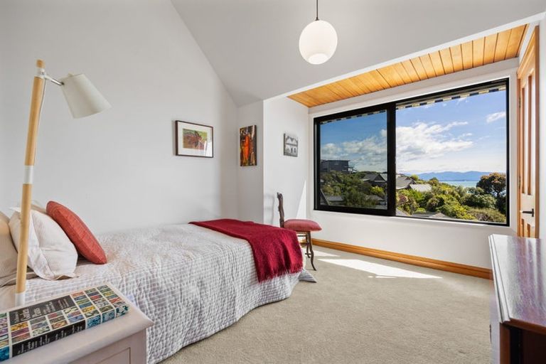 Photo of property in 2 The Cliffs, Britannia Heights, Nelson, 7010