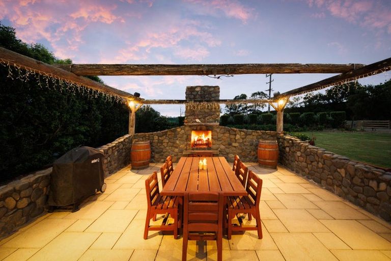 Photo of property in 808 Kimbolton Road, Feilding, 4777
