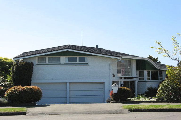 Photo of property in 5 Mcalpine Place, Rangiora, 7400