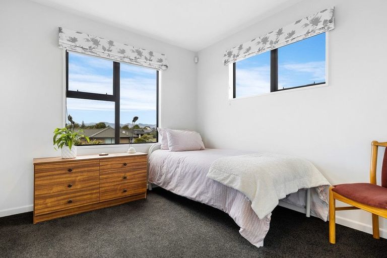 Photo of property in 21 Tangy Loch Lane, Broomfield, Christchurch, 8042