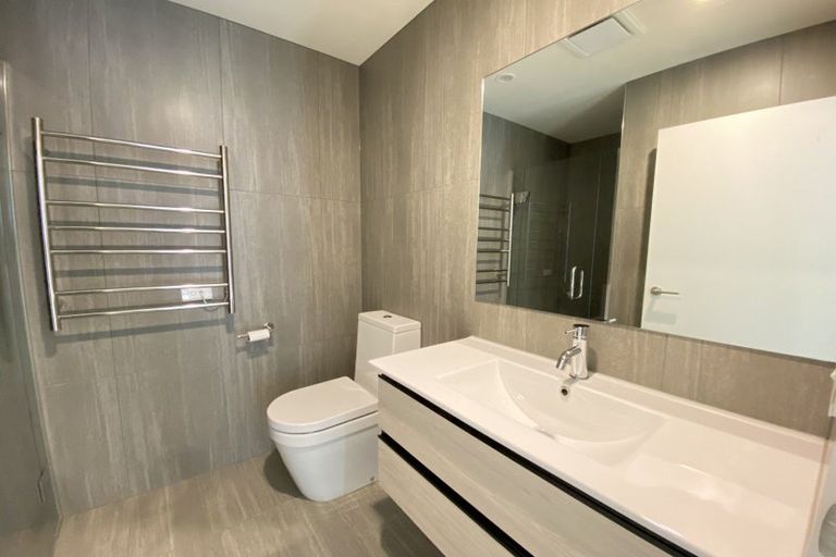 Photo of property in 5 Kotuku Lane, Jacks Point, Queenstown, 9371