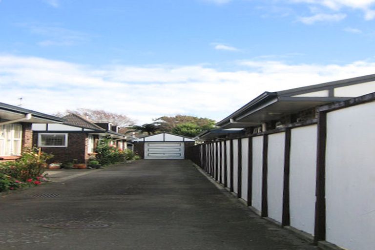 Photo of property in 41b Ludlam Crescent, Woburn, Lower Hutt, 5010