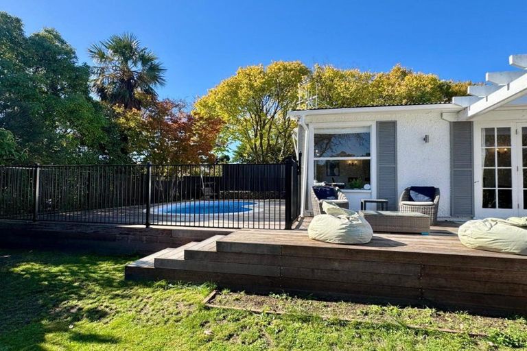 Photo of property in 3 Muritai Crescent, Havelock North, 4130