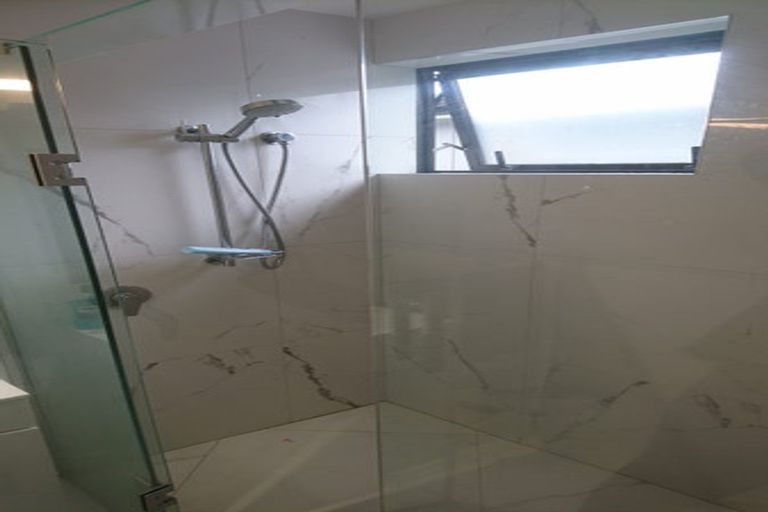 Photo of property in 3/447 Hibiscus Coast Highway, Orewa, 0931