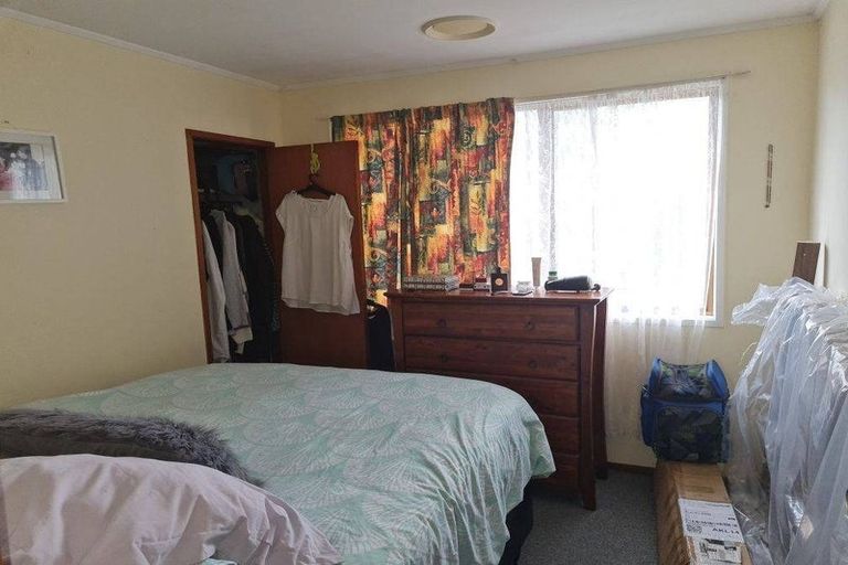 Photo of property in 2/14 Catkin Crescent, Papatoetoe, Auckland, 2025