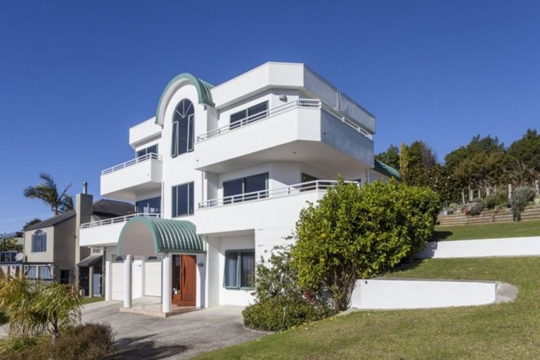 Photo of property in 125 Pacific View Drive, Whangamata, 3620