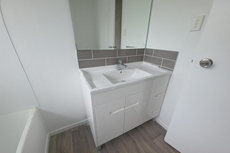 Photo of property in 10 Tamworth Close, Manurewa, Auckland, 2102