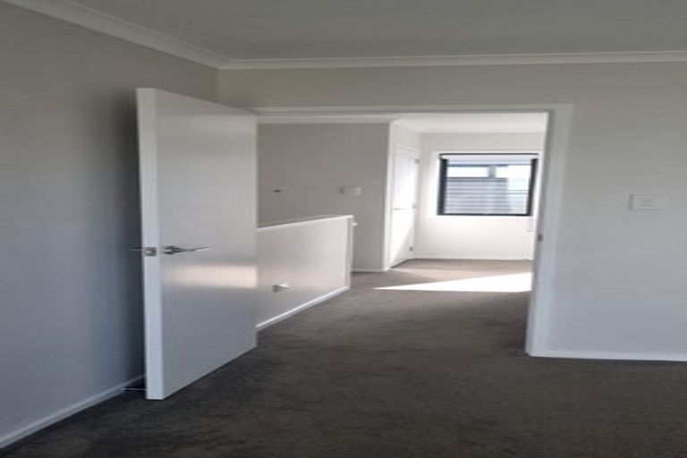 Photo of property in 20 Sidney Wallingford Way, Hobsonville, Auckland, 0616