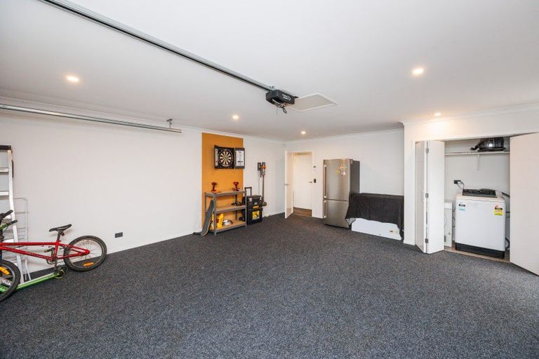 Photo of property in 13 Oxnam Place, Foxton Beach, Foxton, 4815