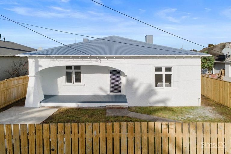 Photo of property in 4 Pharazyn Street, Gonville, Whanganui, 4500