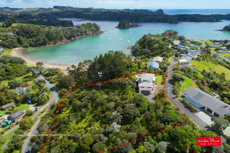 Photo of property in 21 Pacific Bay Road, Tutukaka, Whangarei, 0173