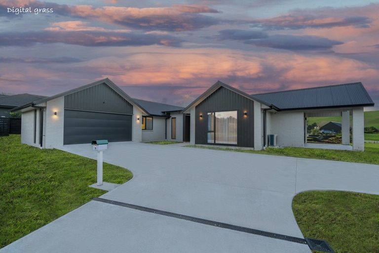 Photo of property in 5 Powhiri Place, Wharekaho, Whitianga, 3510