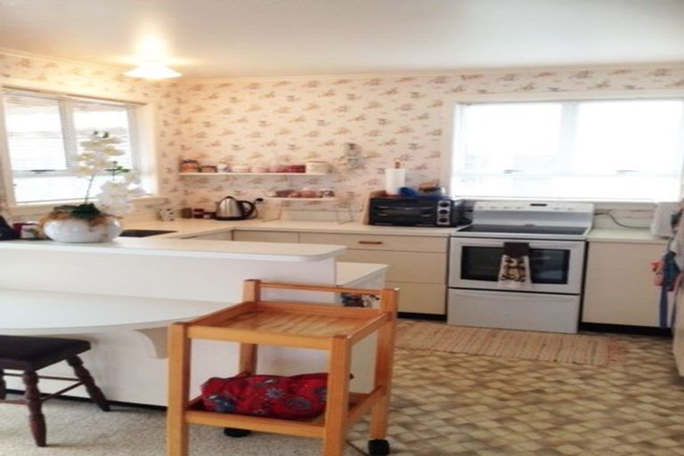 Photo of property in 4 Lydford Place, Spotswood, New Plymouth, 4310