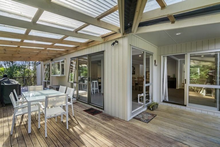 Photo of property in 35 Great North Road, Riverhead, 0820