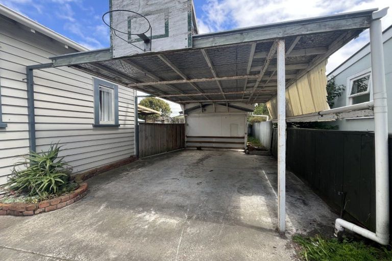 Photo of property in 20 Bryant Street, Takaro, Palmerston North, 4412