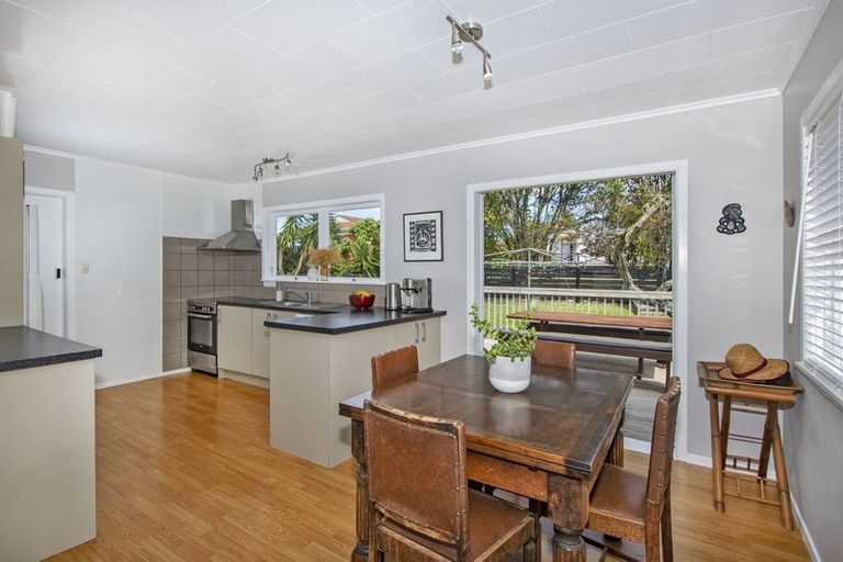 Photo of property in 22 Clotworthy Crescent, Onerahi, Whangarei, 0110