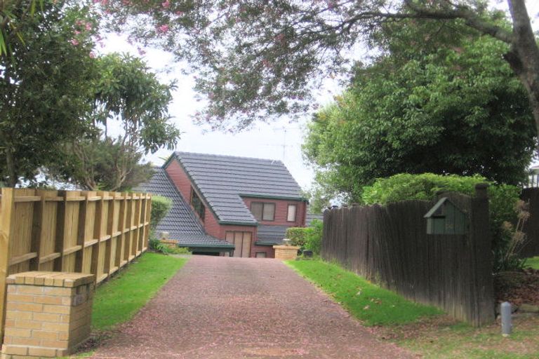 Photo of property in 16 St Ives Terrace, Mairangi Bay, Auckland, 0630