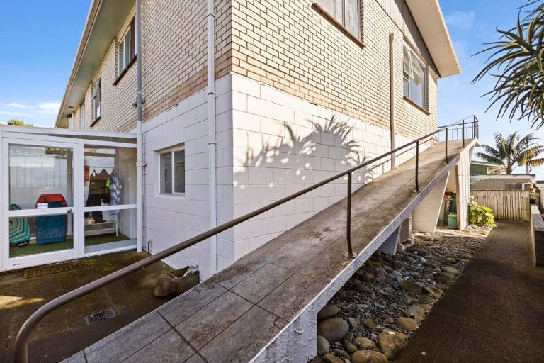 Photo of property in 11b Hine Street, New Plymouth, 4310
