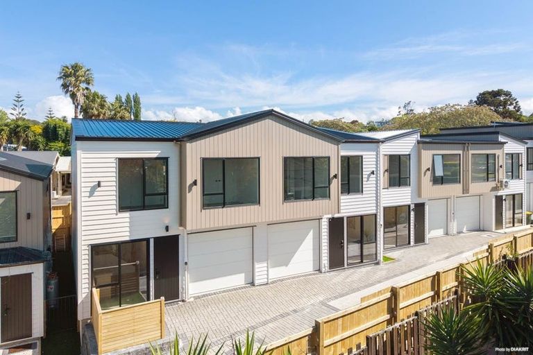 Photo of property in 4/59 Howe Street, Howick, Auckland, 2014