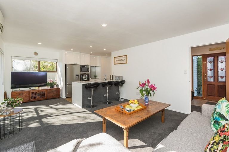 Photo of property in 1 Winchester Street, Merivale, Christchurch, 8014