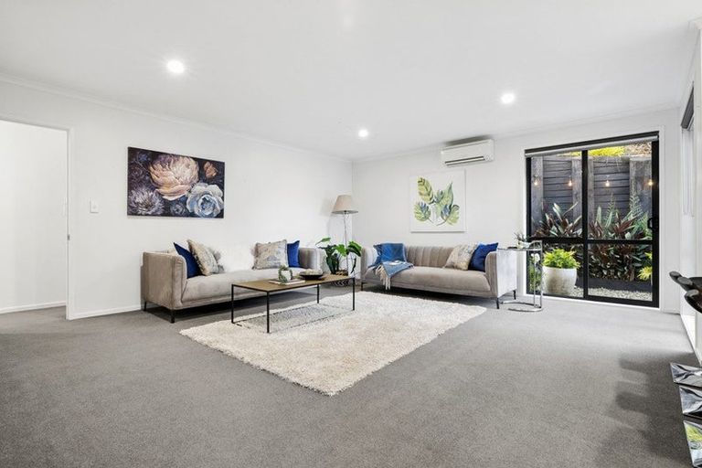 Photo of property in 82 Reynolds Road, Pukekohe, 2120