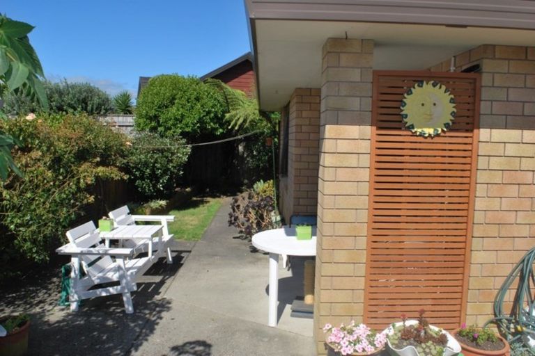 Photo of property in 94 Cedar Drive, Paraparaumu Beach, Paraparaumu, 5032