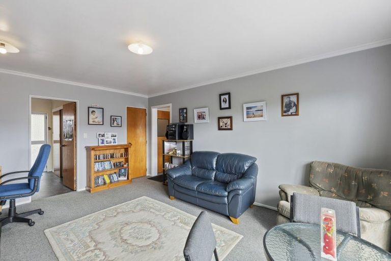 Photo of property in 2/220 Coronation Avenue, Welbourn, New Plymouth, 4310