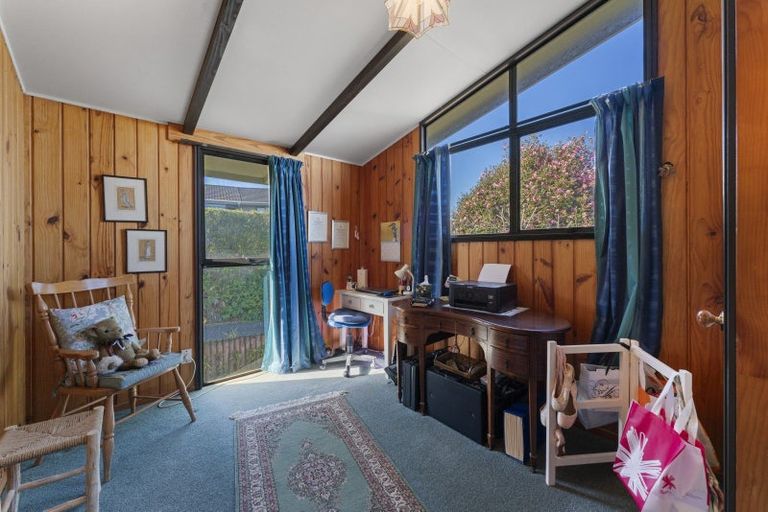 Photo of property in 48 Harvey Street, Waipahihi, Taupo, 3330