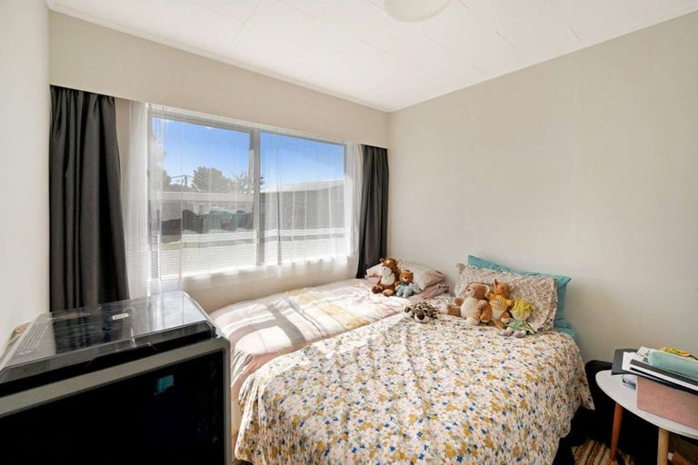 Photo of property in 26 Coventry Avenue, Tamatea, Napier, 4112