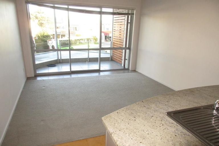 Photo of property in 4-u9 Seaview Road, Paraparaumu Beach, Paraparaumu, 5032