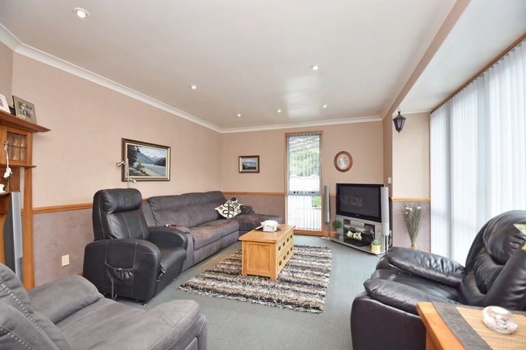 Photo of property in 207 Queens Drive, Windsor, Invercargill, 9810